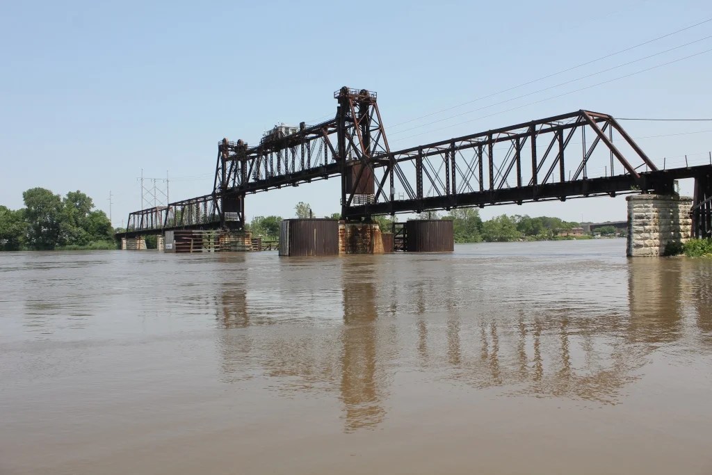 Abandoned Rooks Creek Bridge